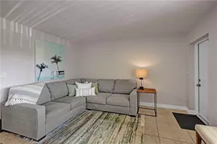 2131 NE 40th Ct, Pompano Beach, FL 33064 - Photo 10