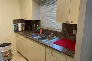 670 NE 46th Ct, Fort Lauderdale, FL 33334 - Photo 2