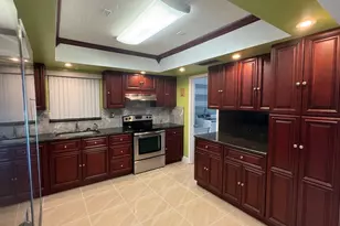 2070 NW 84th Terrace, Pembroke Pines, FL 33024 - Photo 10