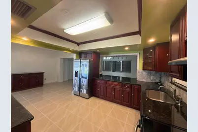 2070 NW 84th Terrace, Pembroke Pines, FL 33024 - Photo 12