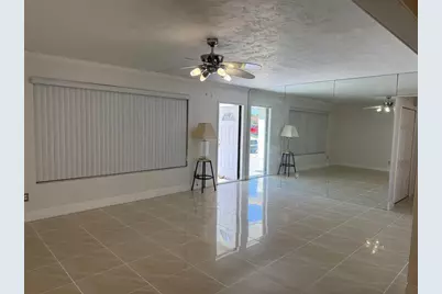 2070 NW 84th Terrace, Pembroke Pines, FL 33024 - Photo 6