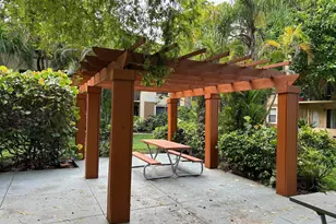 9999 Summerbreeze Dr, Sunrise, FL 33322 - Photo 28