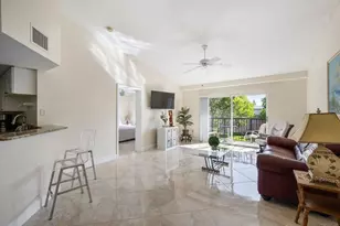 1100 Crestwood Ct, Royal Palm Beach, FL 33411 - Photo 4