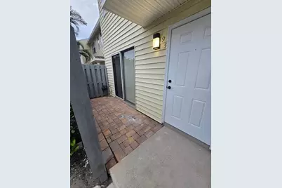 95 SW 3rd Street, Pompano Beach, FL 33060 - Photo 1