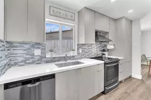 1121 N 66 Terrace, Hollywood, FL 33024 - Photo 10