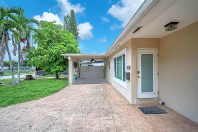 1121 N 66th Terrace, Hollywood, FL 33024 - Photo 26