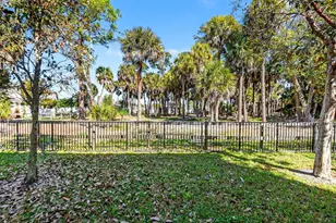 6613 Pointe of Woods Dr, West Palm Beach, FL 33413 - Photo 48