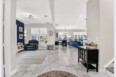 6613 Pointe Of Woods Drive, West Palm Beach, FL 33413 - Photo 6