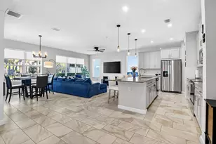 6613 Pointe of Woods Dr, West Palm Beach, FL 33413 - Photo 12