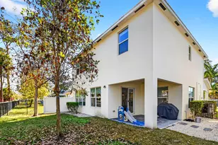 6613 Pointe of Woods Dr, West Palm Beach, FL 33413 - Photo 46