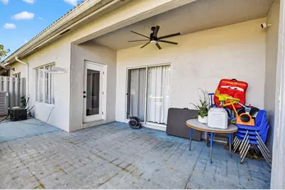 4275 SW 10th Court, Deerfield Beach, FL 33442 - Photo 32