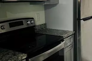 10076 Twin Lakes Dr, Coral Springs, FL 33071 - Photo 2