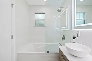 304 Seminole Ave, Fort Lauderdale, FL 33312 - Photo 22