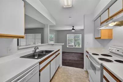 2361 NW 33rd Street #605, Oakland Park, FL 33309 - Photo 4