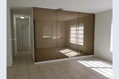 2711 NW 16th Court, Fort Lauderdale, FL 33311 - Photo 2