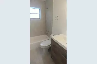 2711 NW 16th Court, Fort Lauderdale, FL 33311 - Photo 6