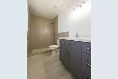 833 SW 7th Street, Pompano Beach, FL 33060 - Photo 2