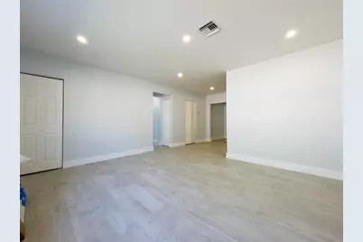 833 SW 7th Street, Pompano Beach, FL 33060 - Photo 24