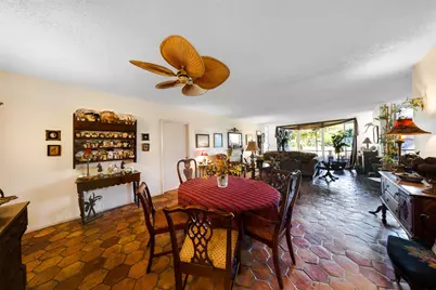 3930 Oaks Clubhouse Drive #105, Pompano Beach, FL 33069 - Photo 2