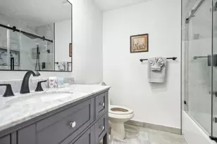 4234 Waverly Dr, West Palm Beach, FL 33407 - Photo 2