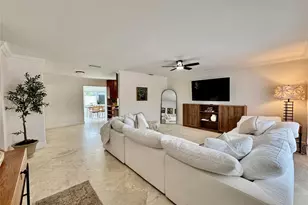 2011 NE 34th St, Pompano Beach, FL 33064 - Photo 10