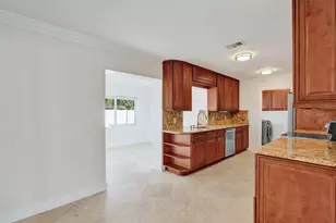 2011 NE 34th St, Lighthouse Point, FL 33064 - Photo 14