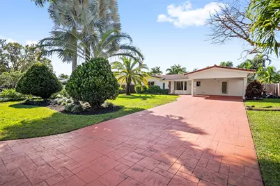 3431 NE 18th Avenue, Oakland Park, FL 33306 - Photo 2