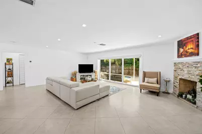 3431 NE 18th Avenue, Oakland Park, FL 33306 - Photo 10