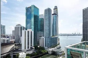 41 SE 5th St, Miami, FL 33131 - Photo 1