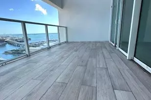 1040 Biscayne Blvd, Miami, FL 33132 - Photo 2