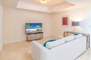 715 Bayshore Dr, Fort Lauderdale, FL 33304 - Photo 16