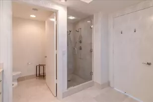 715 Bayshore Dr, Fort Lauderdale, FL 33304 - Photo 12