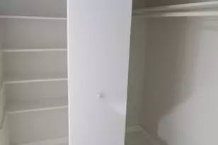 271 NW 177th St, Miami, FL 33169 - Photo 2