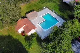 16600 Greens Edge Cir, Weston, FL 33326 - Photo 12