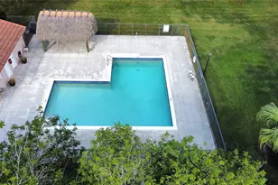 16600 Greens Edge Cir, Weston, FL 33326 - Photo 2