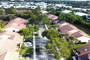 16600 Greens Edge Cir, Weston, FL 33326 - Photo 10