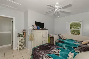 255 SW 15th St, Dania Beach, FL 33004 - Photo 16