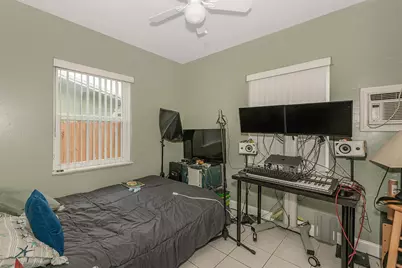 255 SW 15th Street, Dania Beach, FL 33004 - Photo 18
