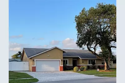 8581 27th Place, Davie, FL 33328 - Photo 1