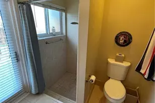 8581 27th Pl, Davie, FL 33328 - Photo 6