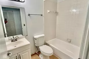 741 NW 104th Ave, Hollywood, FL 33026 - Photo 10