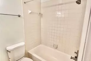 741 NW 104th Ave, Hollywood, FL 33026 - Photo 22