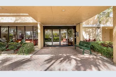 16325 Golf Club Road #303, Weston, FL 33326 - Photo 4