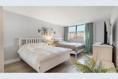 16325 Golf Club Road #303, Weston, FL 33326 - Photo 22