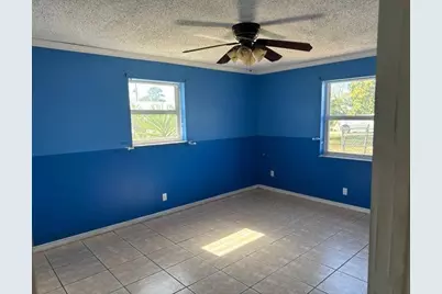 321 NE Genesee Avenue, Port Saint Lucie, FL 34983 - Photo 4
