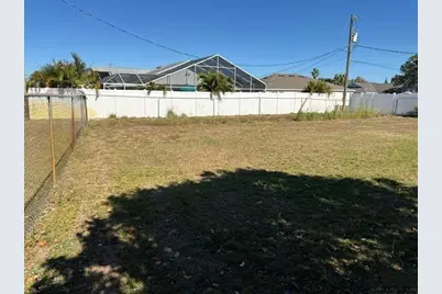 321 NE Genesee Avenue, Port Saint Lucie, FL 34983 - Photo 12