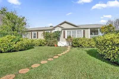 8601 SW 21st Court, Davie, FL 33324 - Photo 2