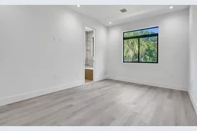 602 SW 7th Avenue, Fort Lauderdale, FL 33315 - Photo 32