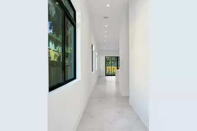 602 SW 7th Avenue, Fort Lauderdale, FL 33315 - Photo 6