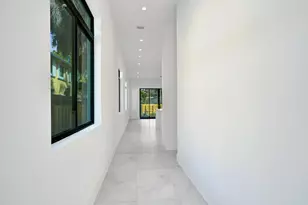 602 SW 7th Ave, Fort Lauderdale, FL 33315 - Photo 6